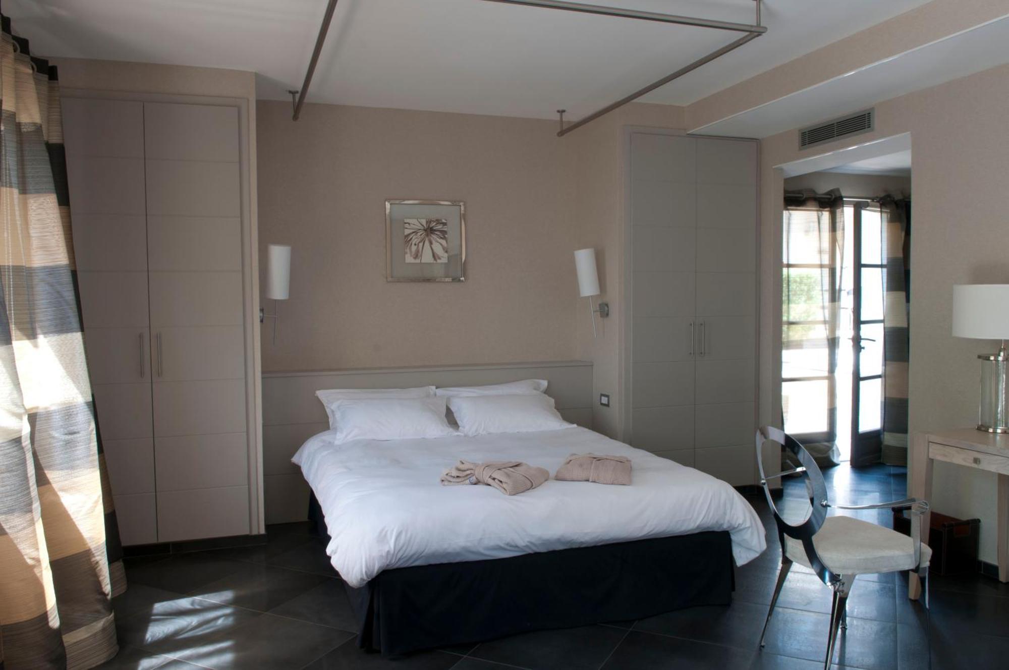 Hotel Le Pinarello Sainte-Lucie de Porto-Vecchio Esterno foto